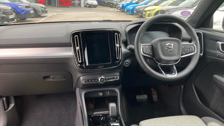 Volvo Xc40 1.5 T4 Recharge PHEV Plus Dark 5dr Auto Estate